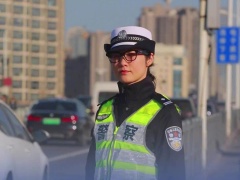 长沙交警配发 AI 眼镜：看一眼车辆，2 秒内即可获取车牌、人脸等信息