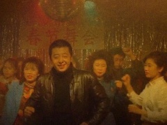 贾樟柯春节贺岁短片《贾科长 Dance》上映，与豆包视频生成模型 Seedance 2.0 合作完成