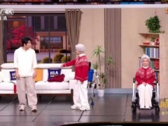 松延动力揭秘 1:1 复刻蔡明：不仅表情、脖子动作，眼神都做了精准调试