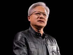 英伟达 CEO 黄仁勋：我自己也不喜欢“AI 垃圾”