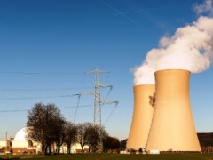 科技巨头 AI 需求激增，大举投资小型模块化反应堆