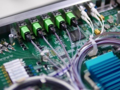 TrendForce 预测：全球 AI 专用光模块市场规模 2026 年将增长 57.6%