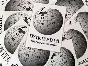 维基百科创始人直言不讳：马斯克的 Grokipedia 是 “拙劣模仿”！