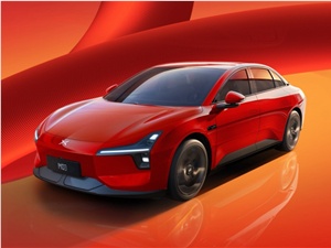 ​迈巴赫也刷“智商”了！奔驰携手清华、智谱，大模型首进超豪华后排